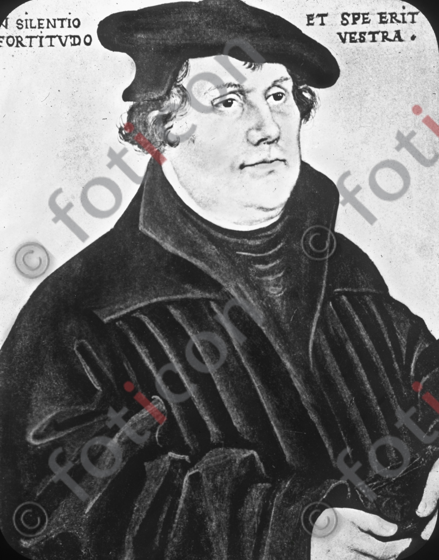 Portrait von Martin Luther nach Lucas Cranach d. Ä. | Portrait of Martin Luther by Lucas Cranach the Elder - Foto foticon-simon-150-006-sw.jpg | foticon.de - Bilddatenbank für Motive aus Geschichte und Kultur